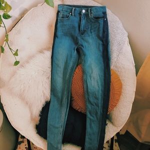 🌙✨ BDG High Rise Jeans ✨🌙